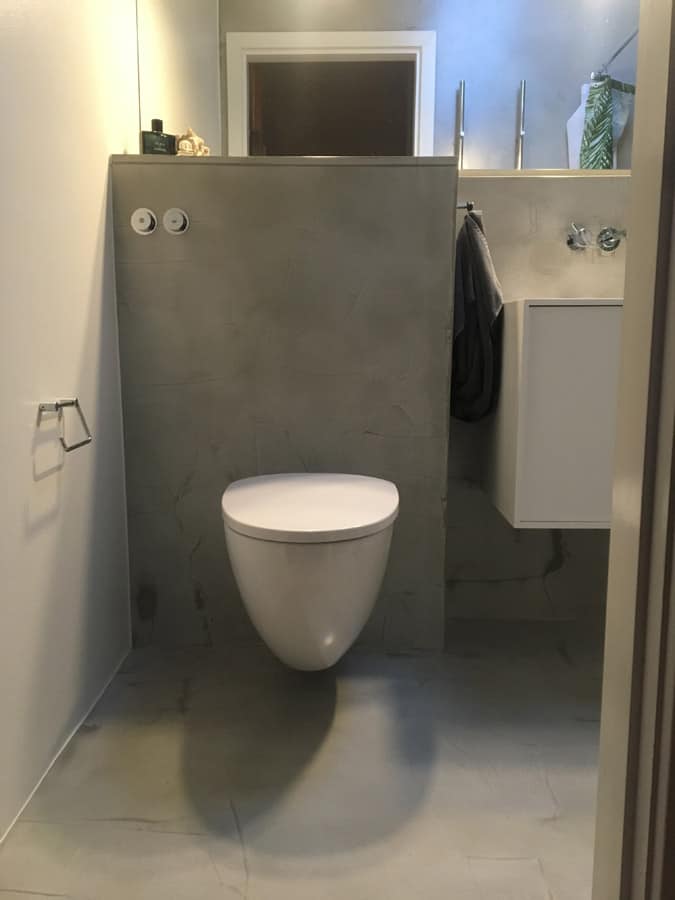 frithængende toilet