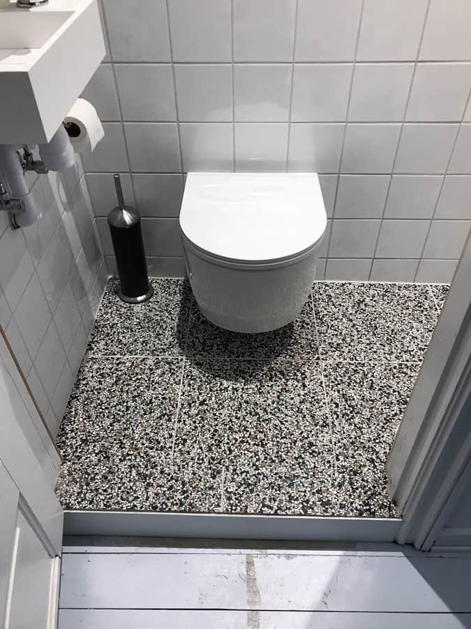 badeværelse med terrazzofliser